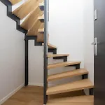 شقة Modern By The With Parking & Sauna In By Renters *
