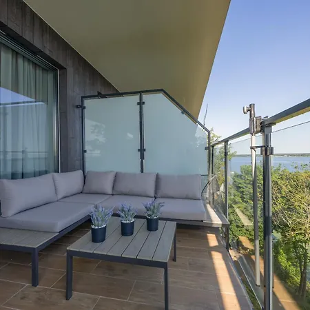 Modern By The With Parking & Sauna In By Renters *