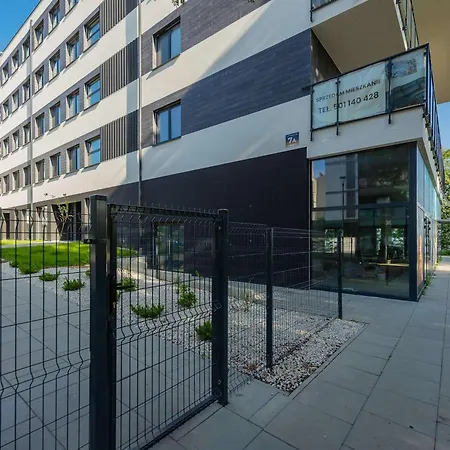 Modern By The With Parking & Sauna In By Renters * زغجة