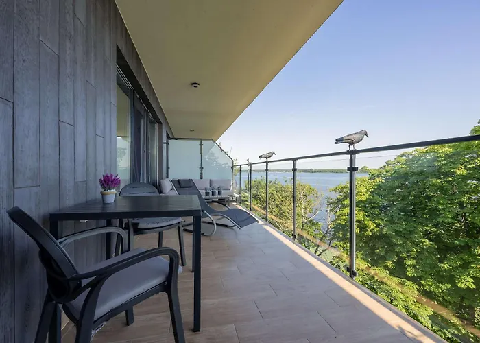 Modern By The With Parking & Sauna In By Renters Apartament Zegrze