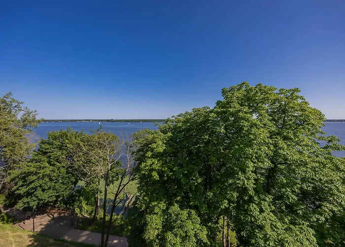 Modern By The With Parking & Sauna In By Renters * Zegrze