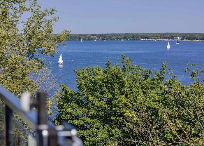 Modern By The With Parking & Sauna In By Renters